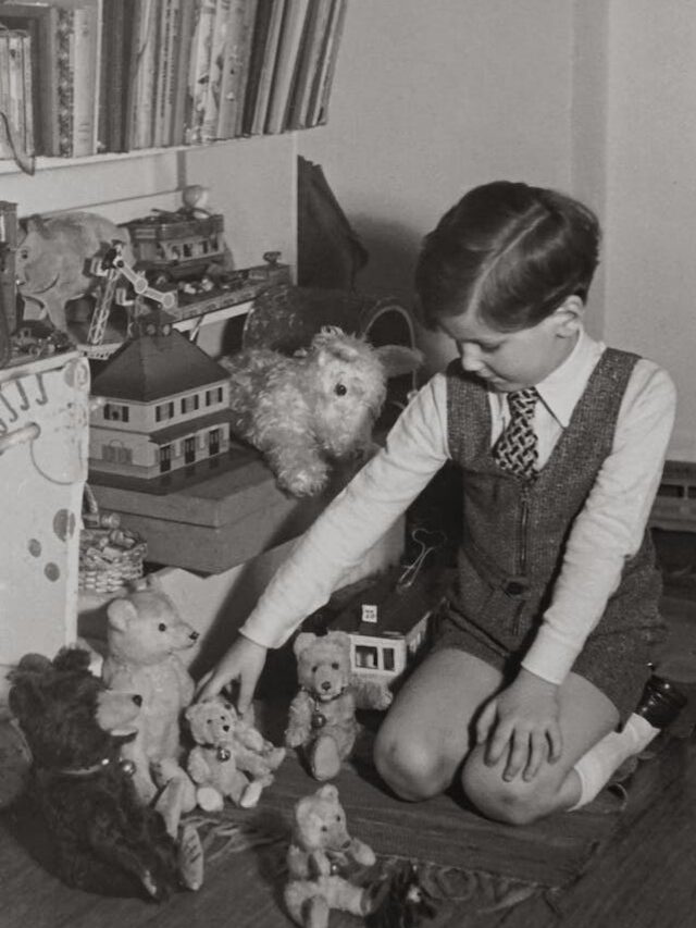 Vintage Toys Boomers Loved But Today’s Parents Say Are Too Dangerous